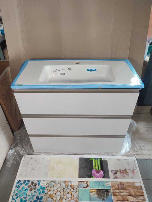 Нова тумба з раковиною Roca