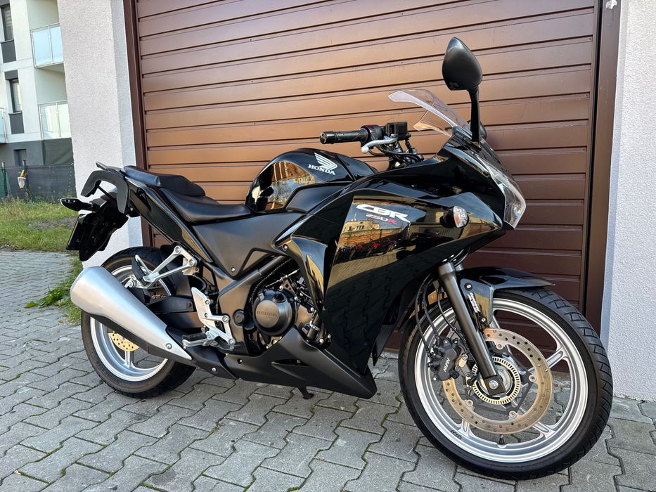 Honda cbr250 ABS jak nowa! 13tys.km pełen oryginał z Niemiec A2