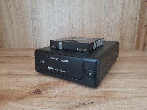 Zmieniarka na 6 CD BMW CDX-M941ZBM - e31 e32 e34 e36 e38