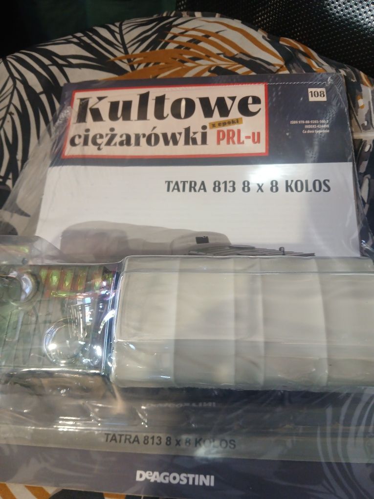 Kultowe ciężarówki z epoki prl-u Tatra 813 8 x 8 kolor