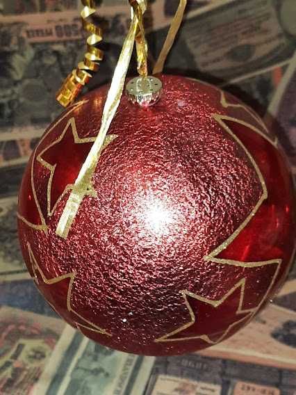 Красивый небьющийся большой шар d 20см на новогоднюю елку.