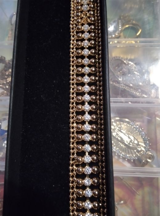 Кольца,сережки  нові.