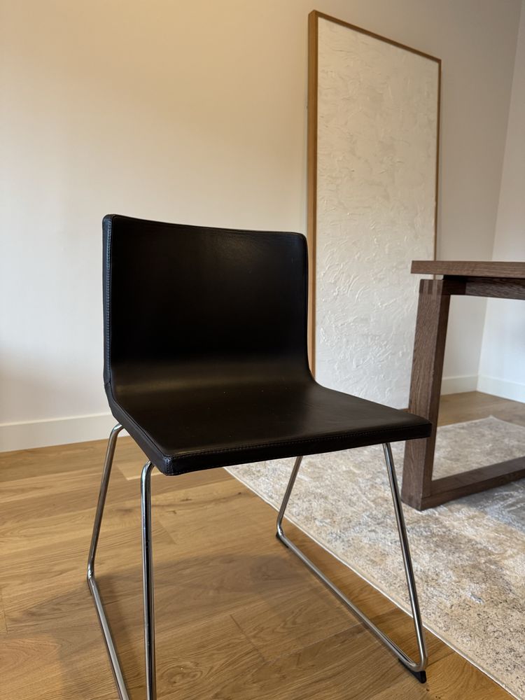Cadeira ikea BERNHARD