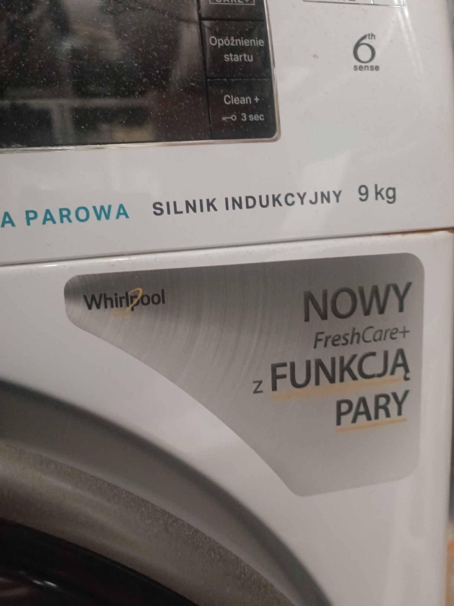 Pralka na części Whirlpool.