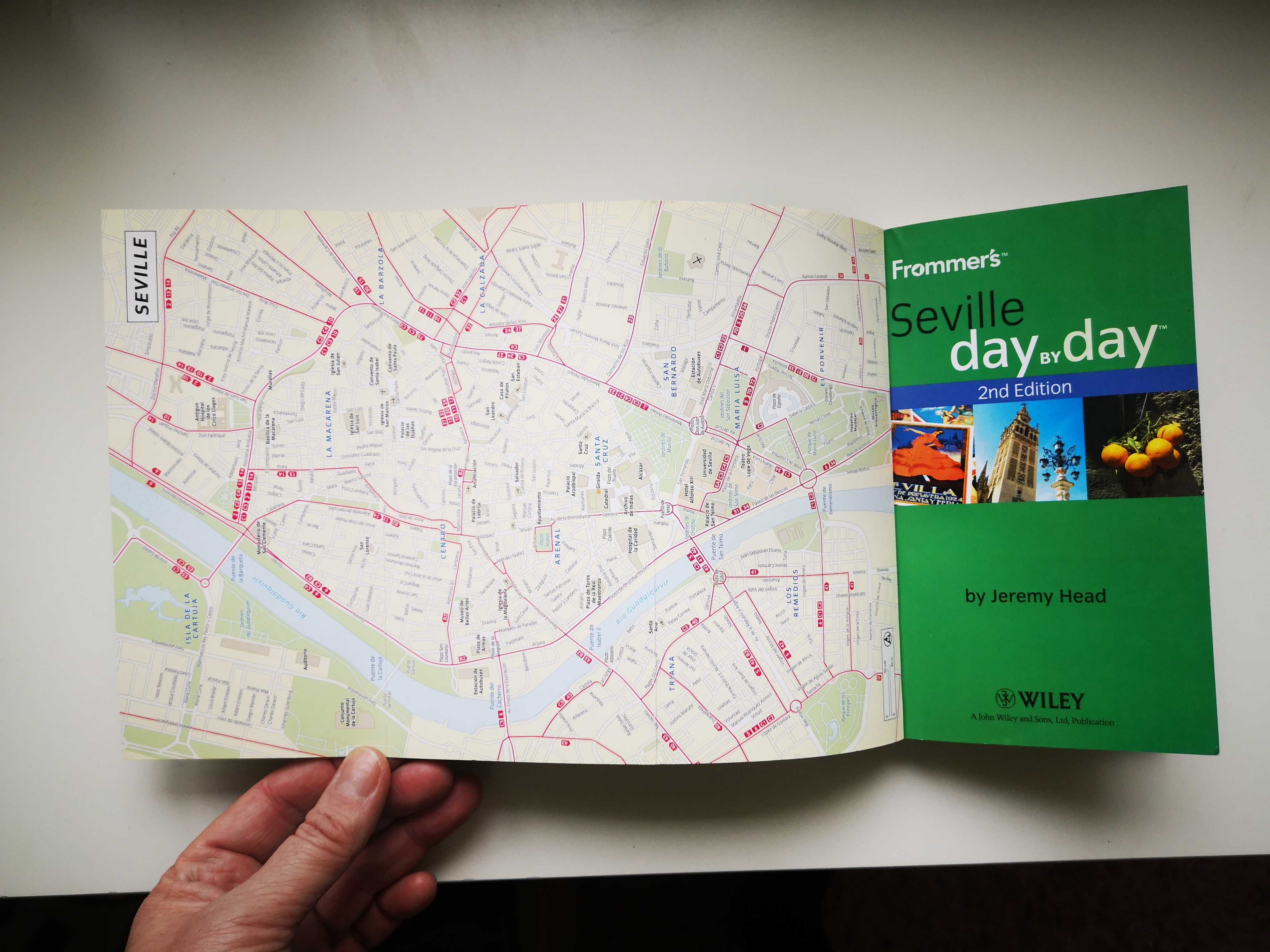 Seville Day by Day przewodnik Frommer's mapa w środku język angielski