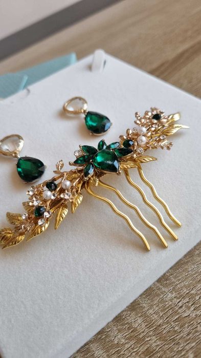 Conjunto Toucado e Brincos – Cristal Verde / Dourado