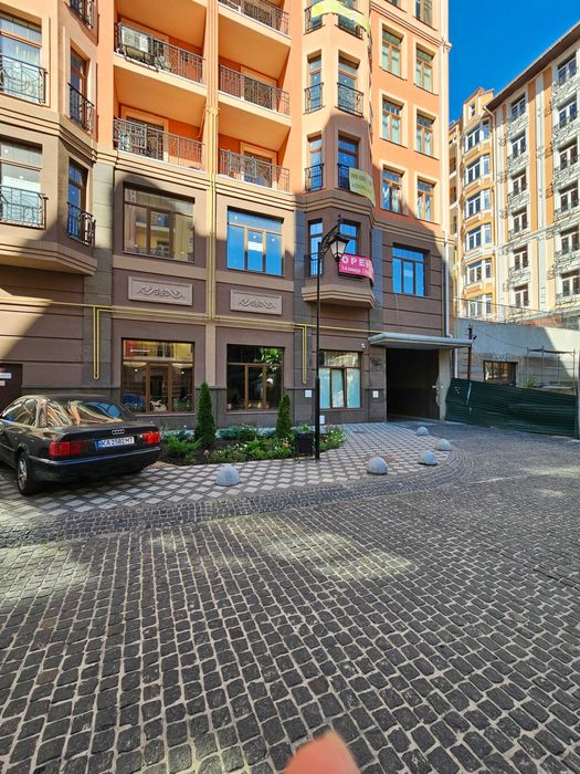 БЕЗ% Продаж місця в підземному паркінгу у ЖК Подол Град