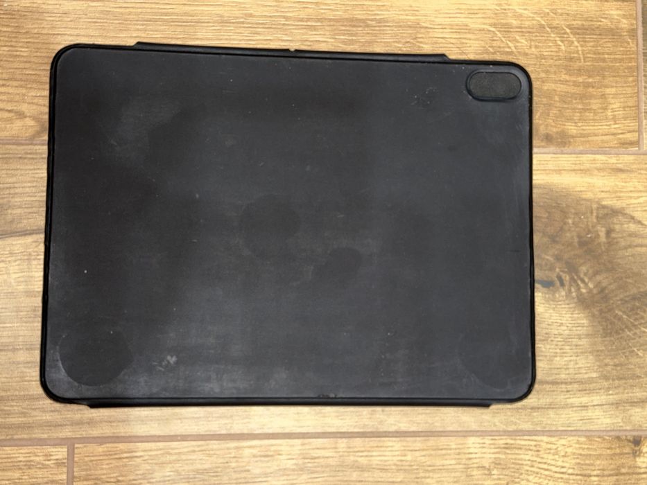ESR Magnetyczne Etui na iPad Air 4 2020; 10,1 cala Czarny