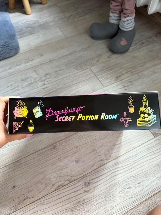 Monster High Draculawra Secret Potion Room Drakula Akcesoria dla lalki