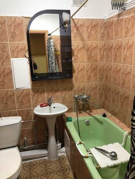 Здається однокімнатна квартира по вул.Набережній