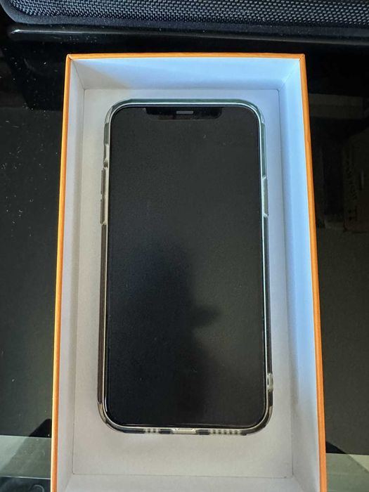 iPhone 11 Pro (256 Gb) c/capa e película de gel