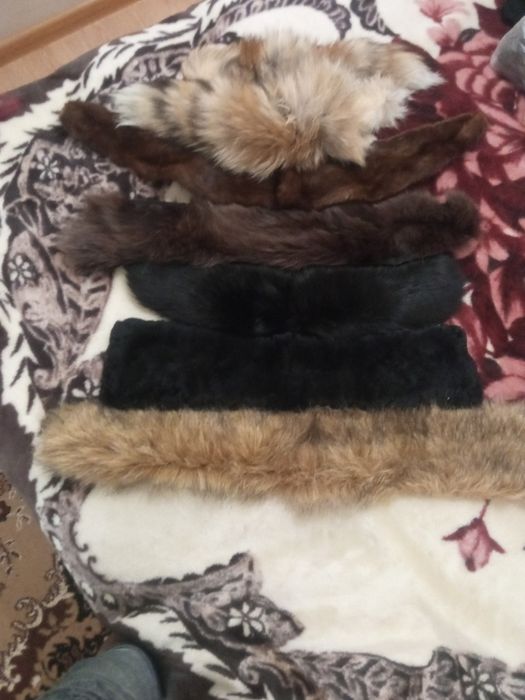 Хутряні комірці, хвости