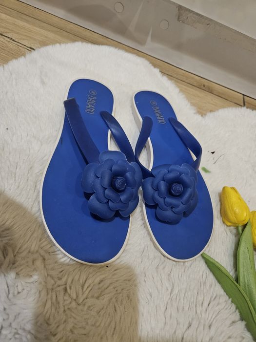 Japonki niebieskie z kwiatem 36 lato tanio