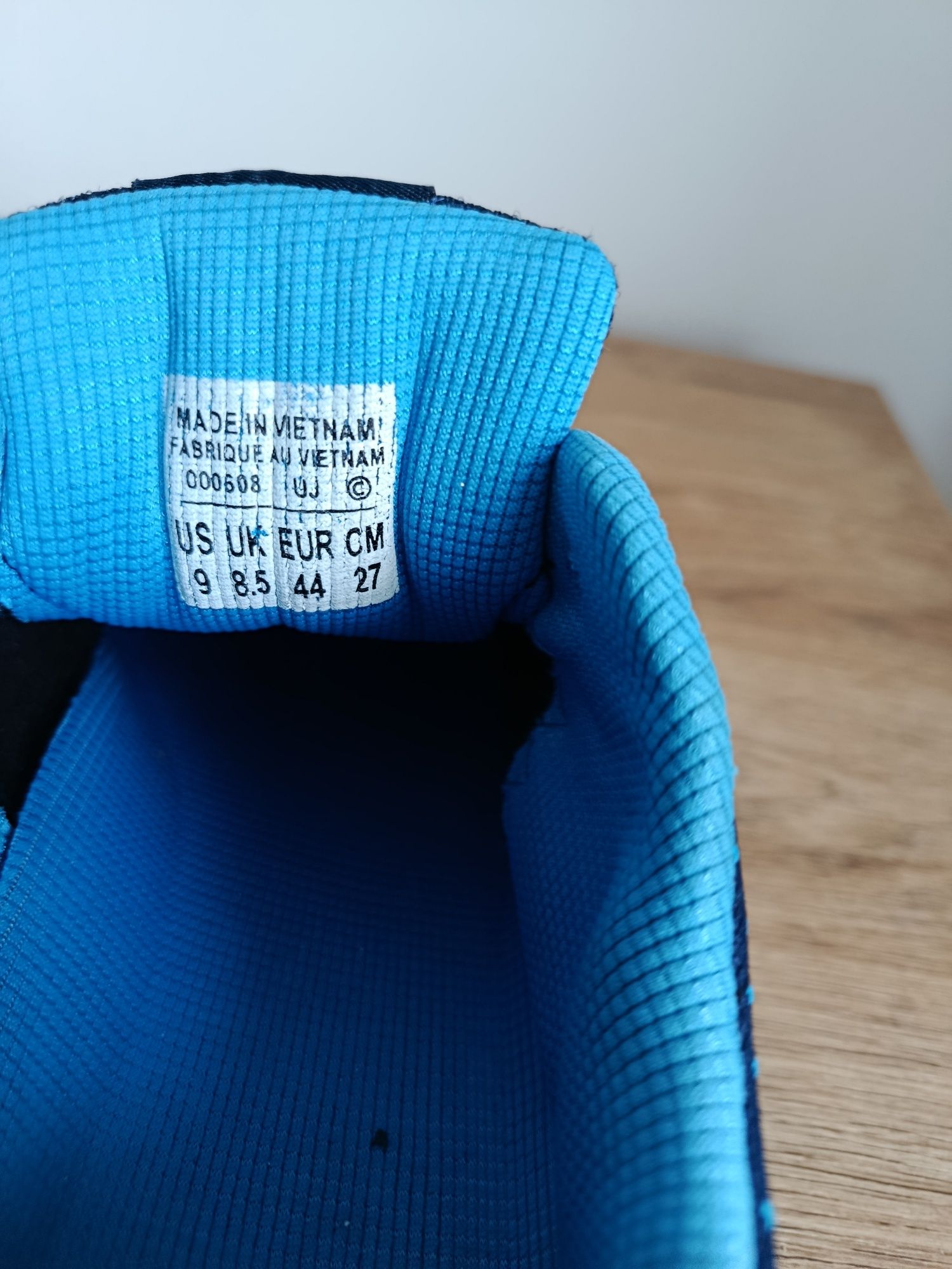 Продам чоловічі кросівки Nike