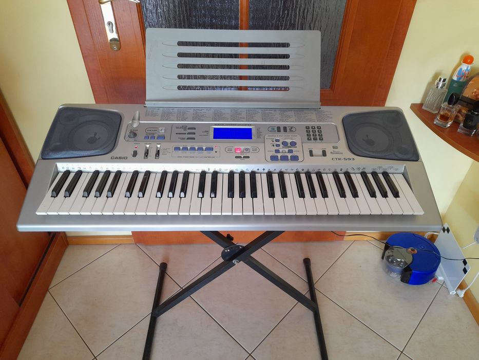 Keyboard Casio Ctk 593 pianino elektroniczne