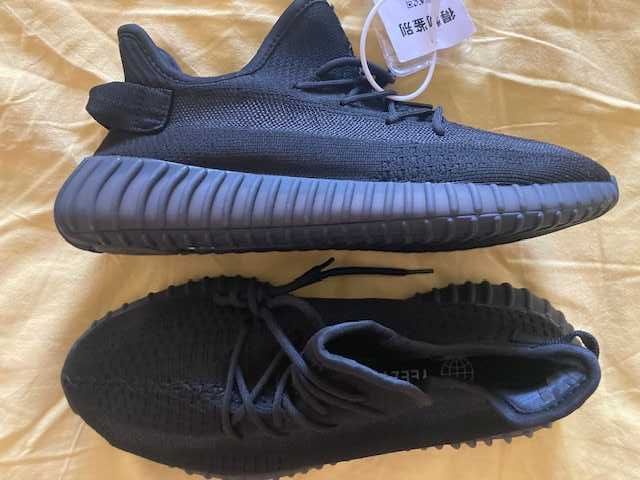 кроссовки Adidas Easy Boost  на 42 размер