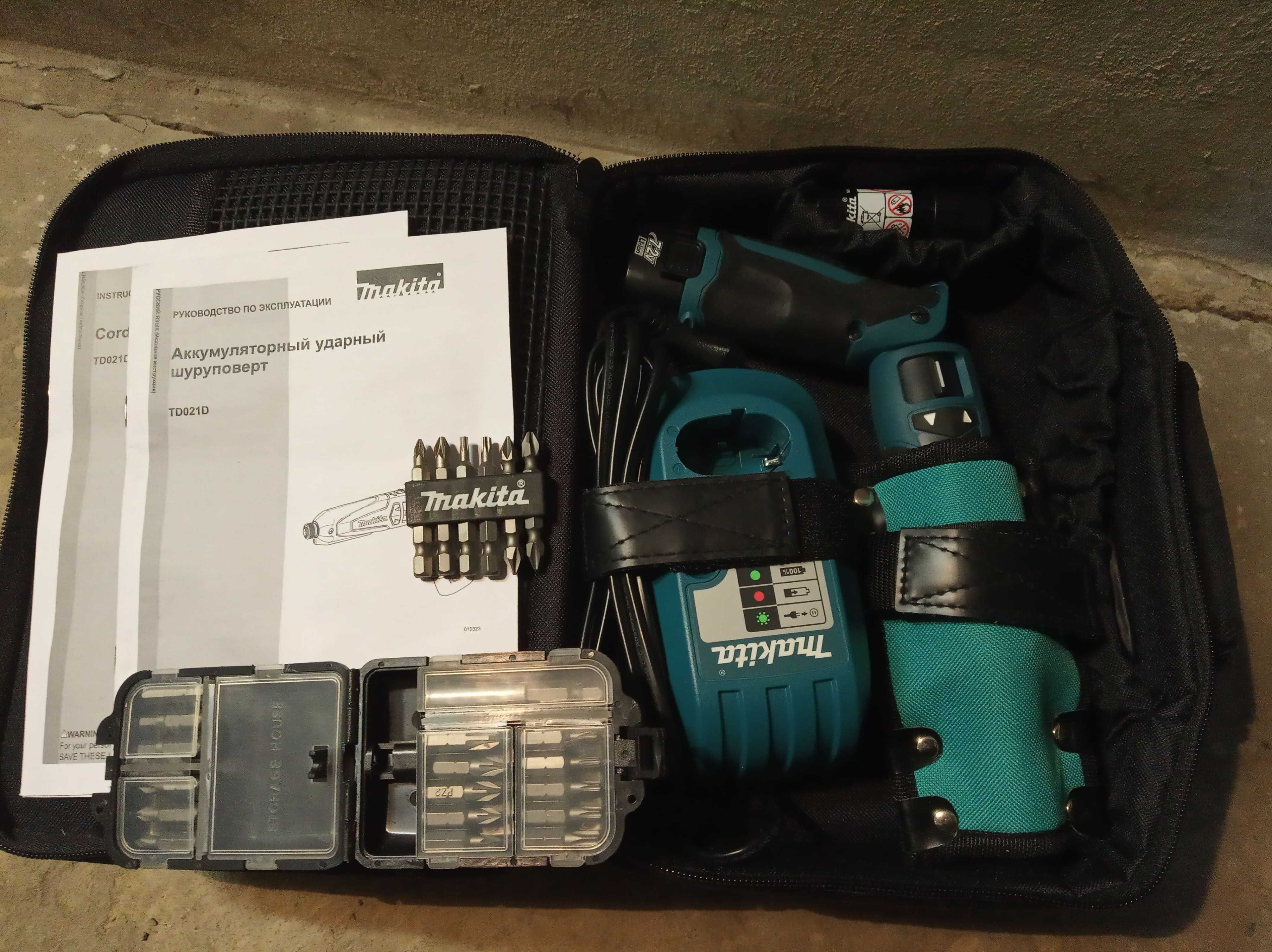 Отвертка аккумуляторная MAKITA TD021DSE