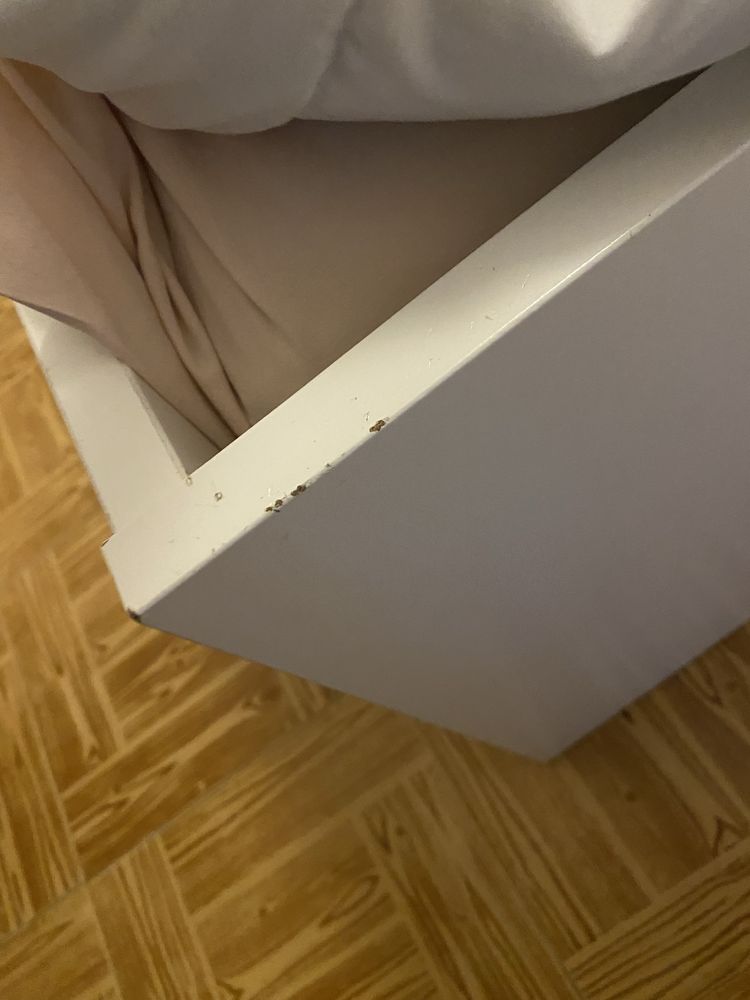 Cama de casal com gavetoes
