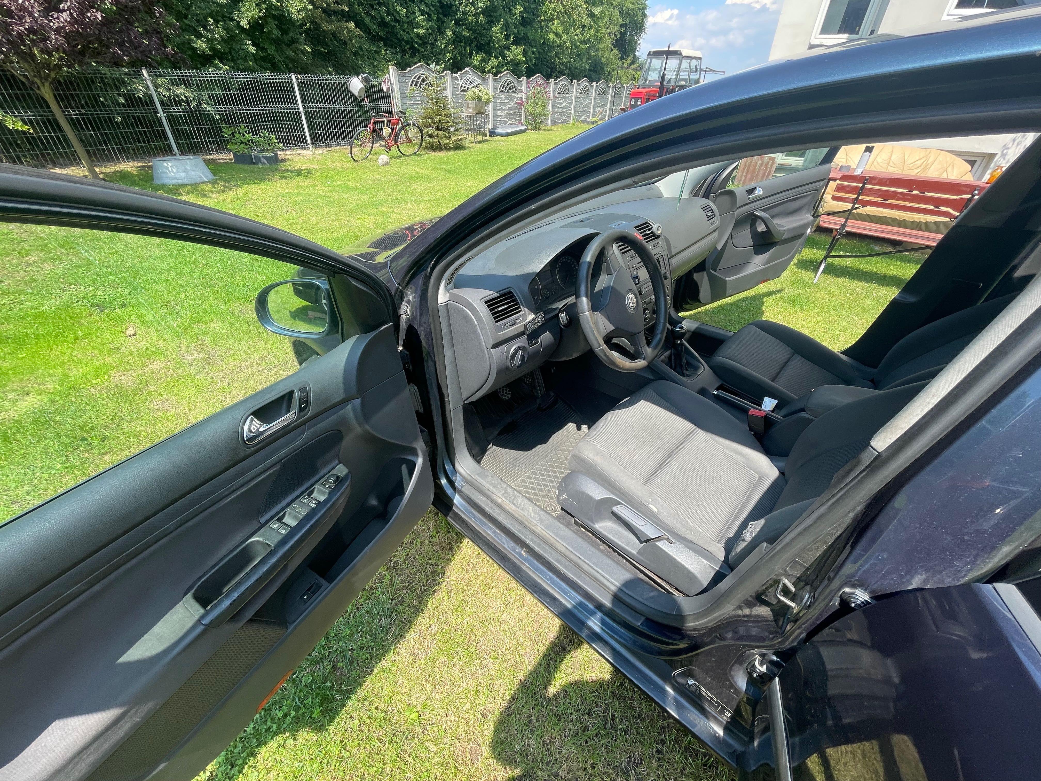 Golf5 1,9tdi 105km