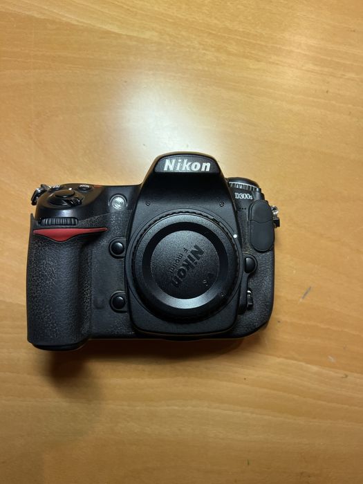Camara Nikon D300S