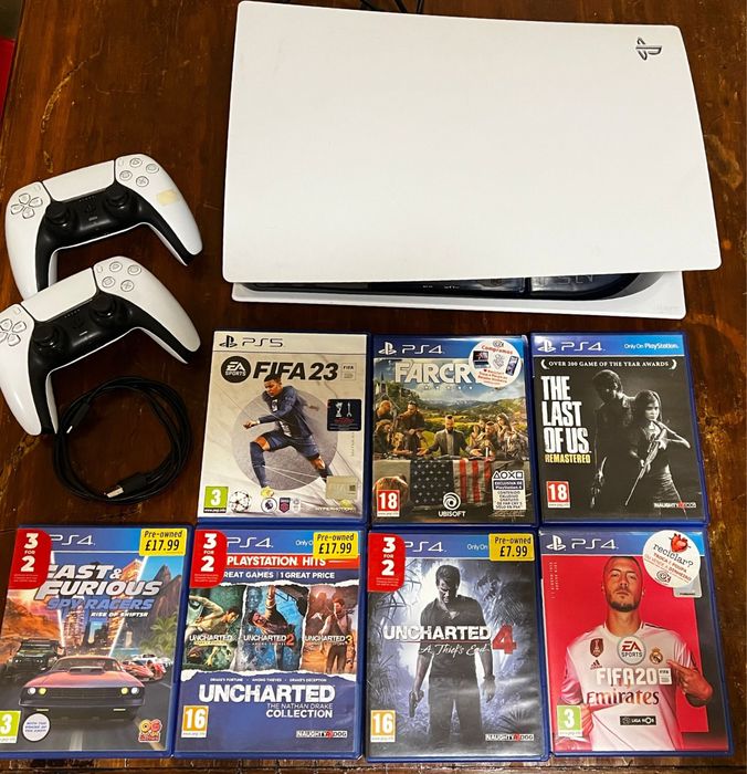 Ps5 com 2 comandos + jogos