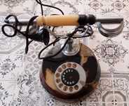 Stary Telefon stacjonarny z PRL