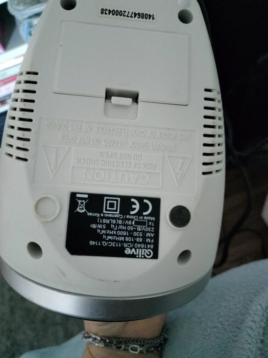 Rádio projetor Qilive