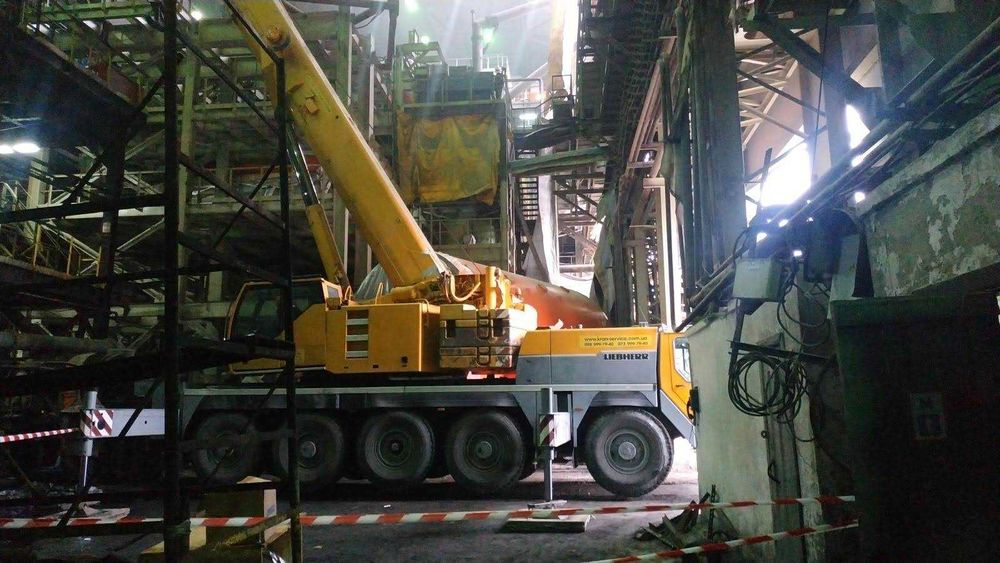 Крани автомобільні та гусеничні в оренду з екіпажем