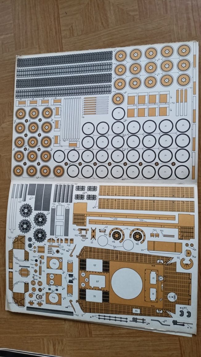 Mikro model - czasopismo dla modelarzy.