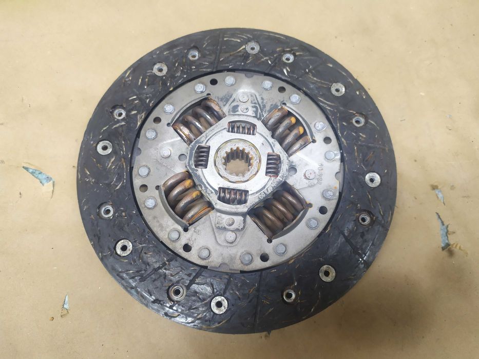Диск щеплення диск сцепления зчеплення Опель Астра Ф Опель Кадет 1.4