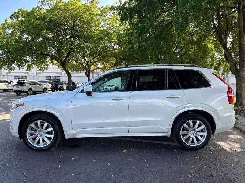 2016  Volvo  XC90