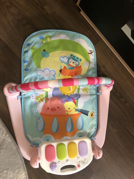 Розвиваючий коврик для немовлят з піаніно