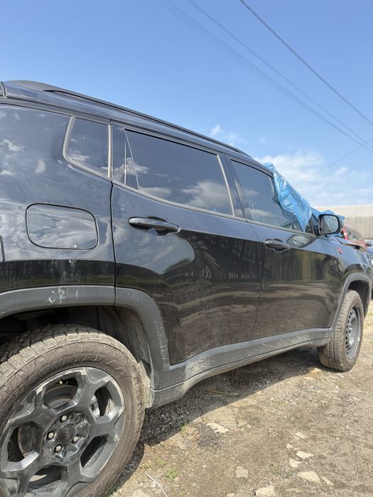 Дверка права дверь jeep compass 2022+ разборка