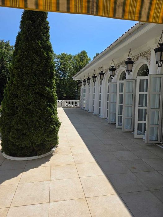 Продается особняк в  коттеджном поселке Совиньон