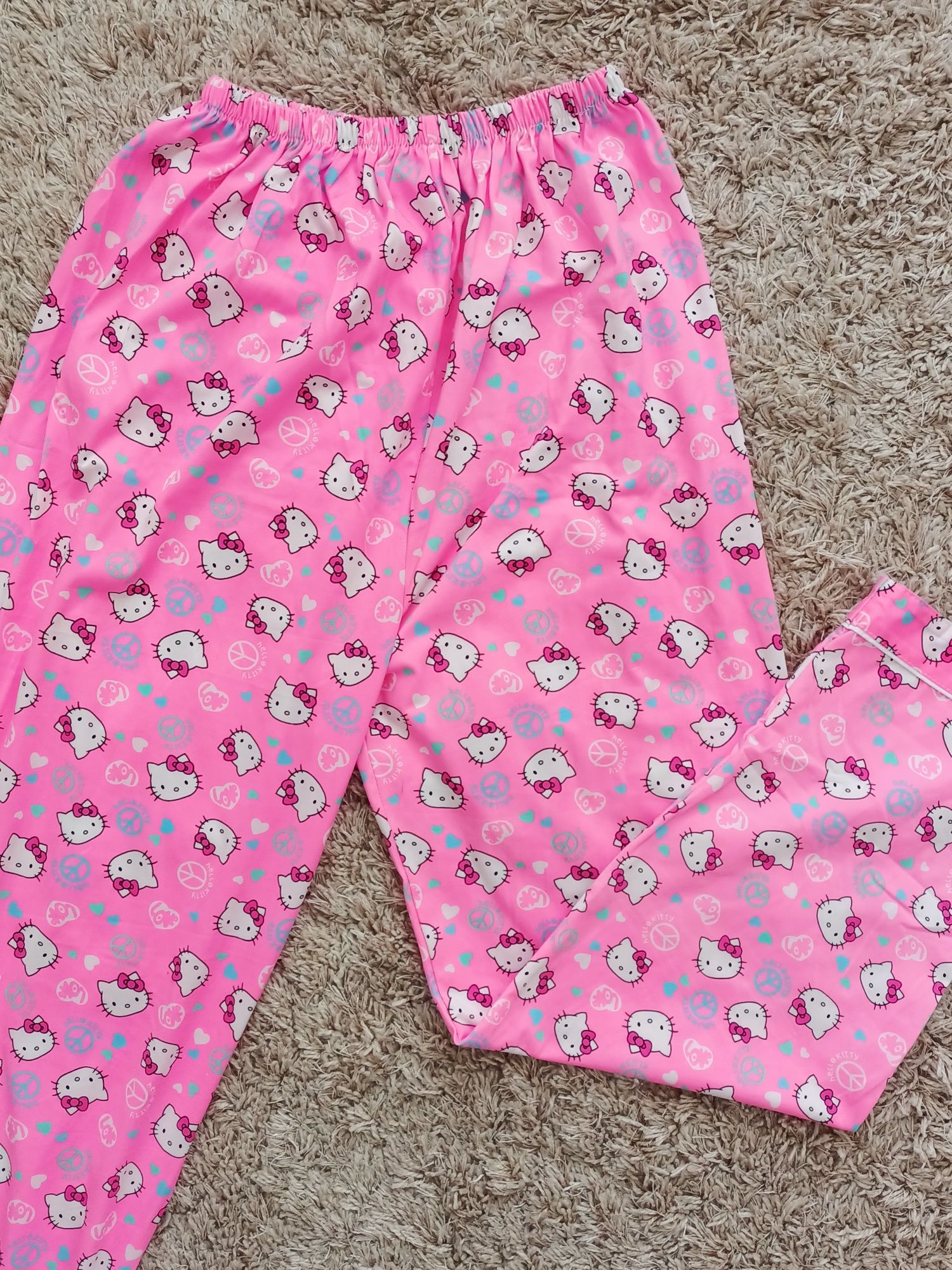 Spodnie różowe piżamowe piżama materiałowe hello kitty sanrio S ML now