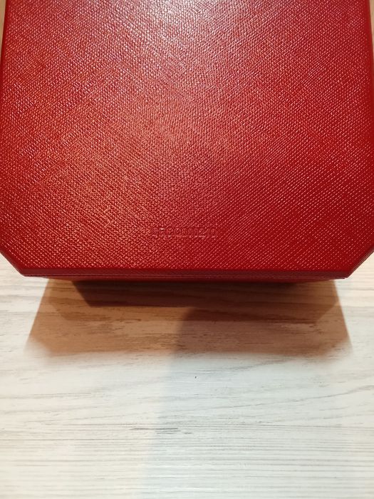 Оригінальна коробка Cartier