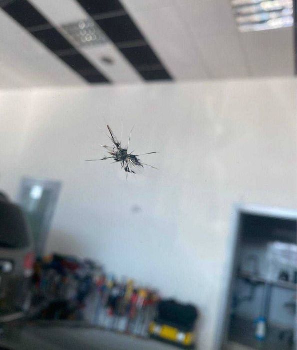 Ремон трещин и сколов. Замена стекла. Тонировка авто. Полировка фар