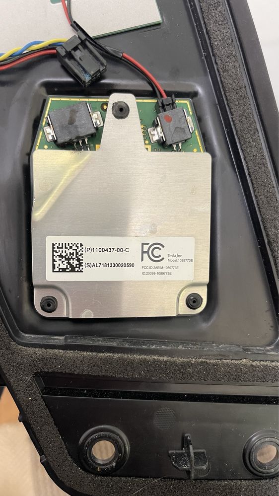 Стійка в зборі Tesla 3 камера датчик карти під відновлення