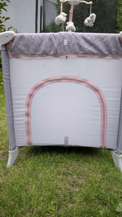 Łóżeczko Turystyczne Kinderkraft Joy Pink - Z przewijakiem, karuzelą i