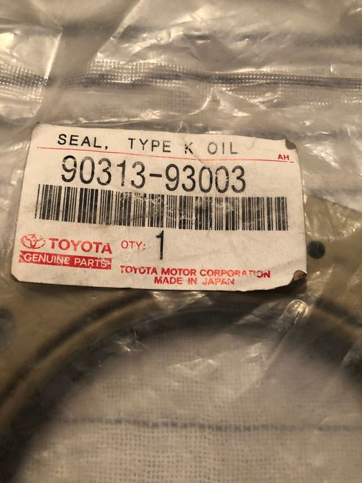 Toyota , сальник поворотного кулака  seal, type k oil 90313-93003