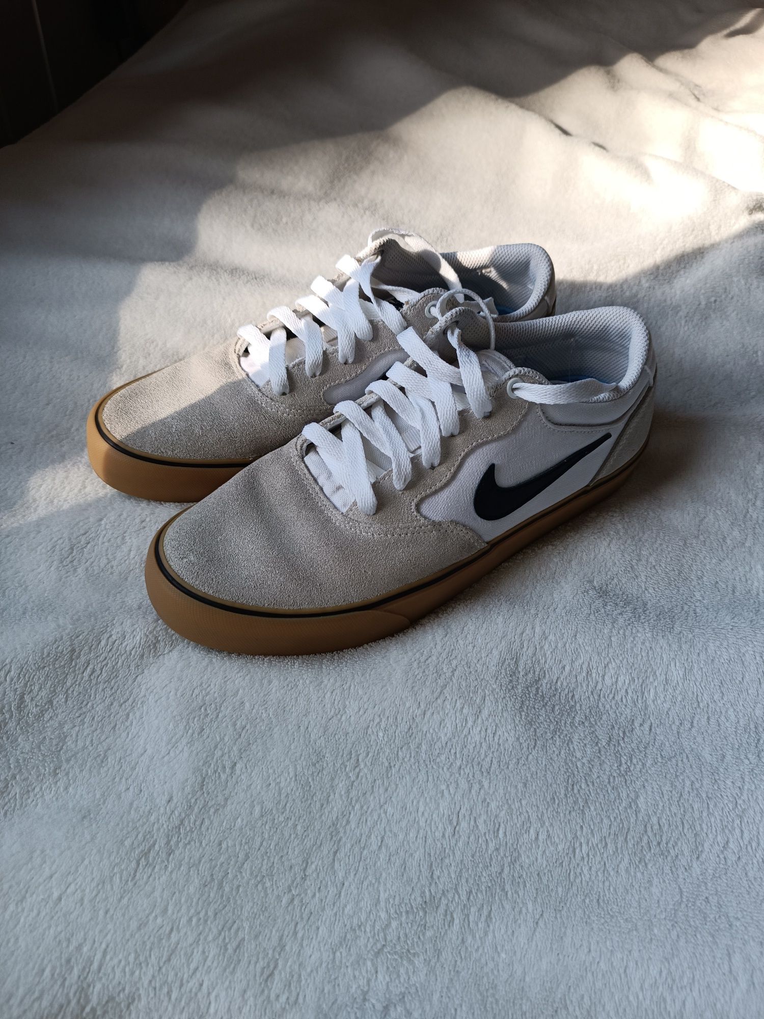 buty Nike chron 2