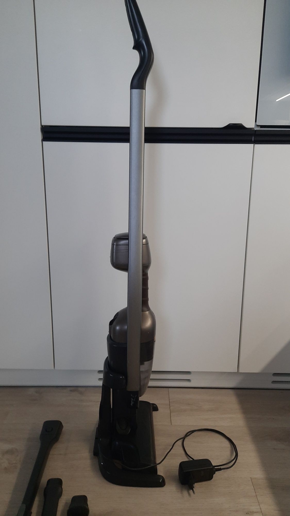 Niezawodny odkurzacz Electrolux Pure Q9 model PQ91-P50MB w super cenie