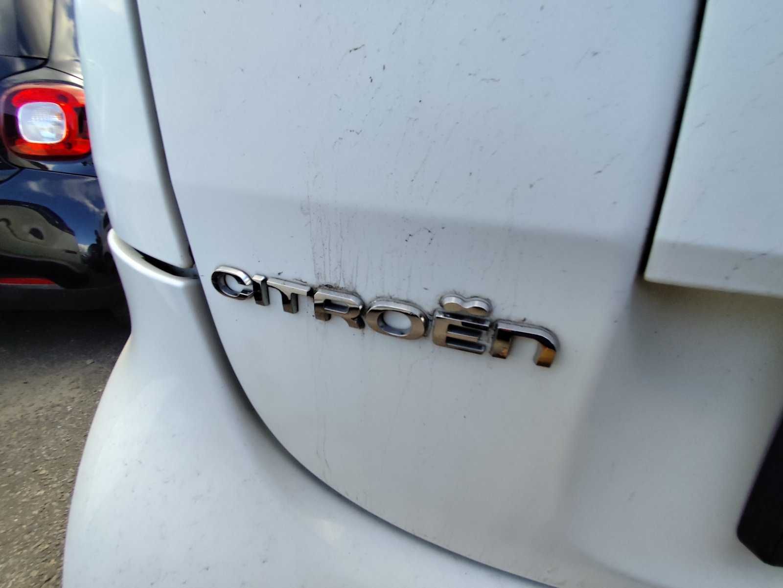 Citroen C-Zero 16 квт на 100 км бюджетна електричка