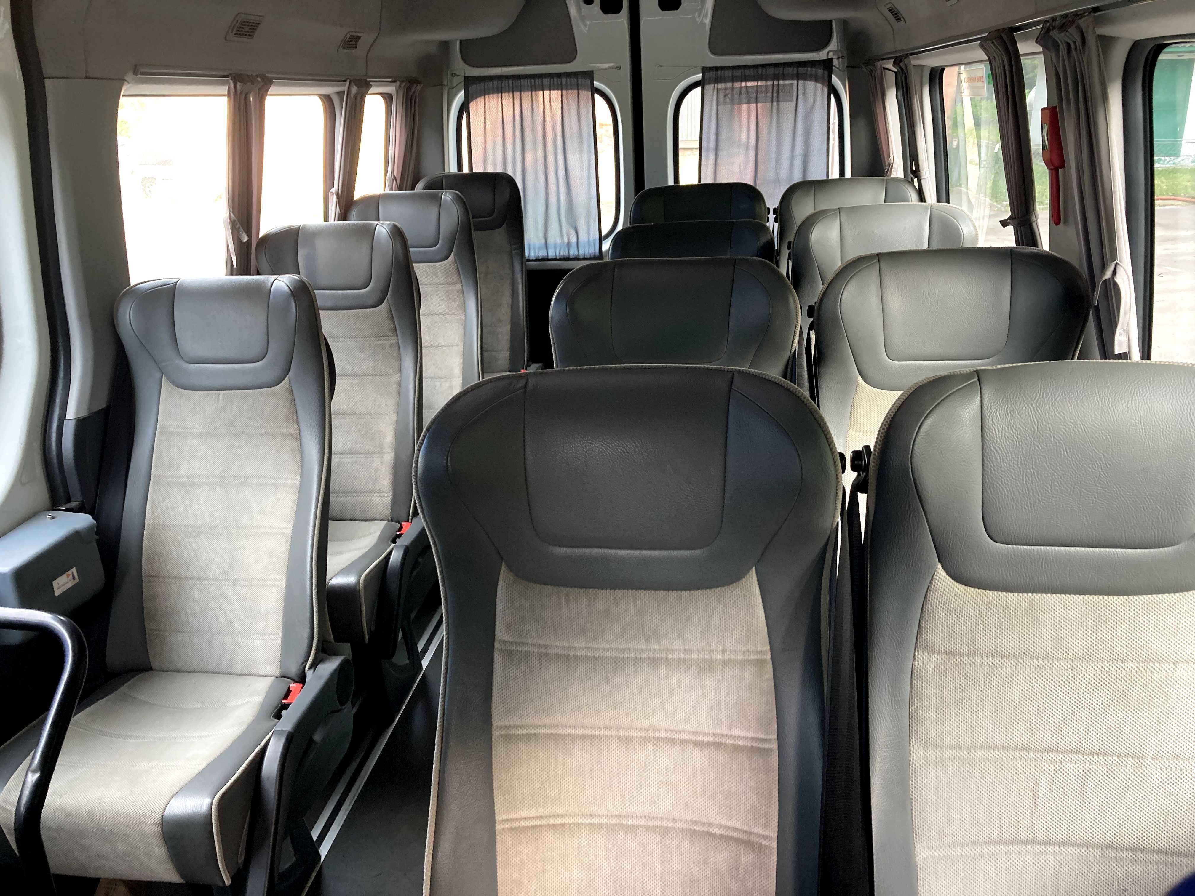 Пасажирський автобус Hyundai H350, в експлуатації з 2020 р. 17 місць.