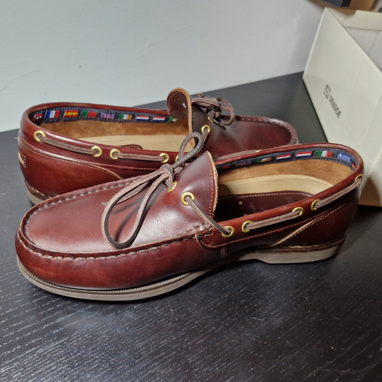 Sapatos novos de vela mocasines n 44 couro puro
Em couro de qualidade