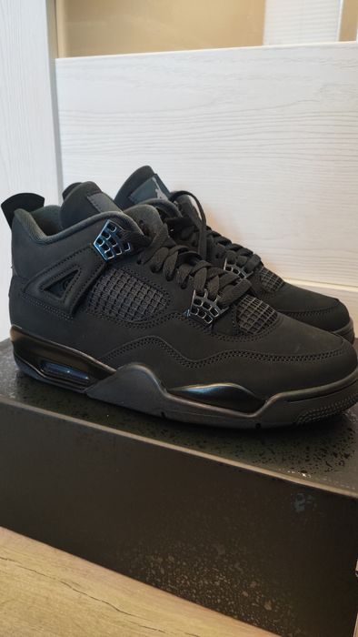 Jordan 4 Black Cat 2025 / rozmiar 44 oraz 44.5