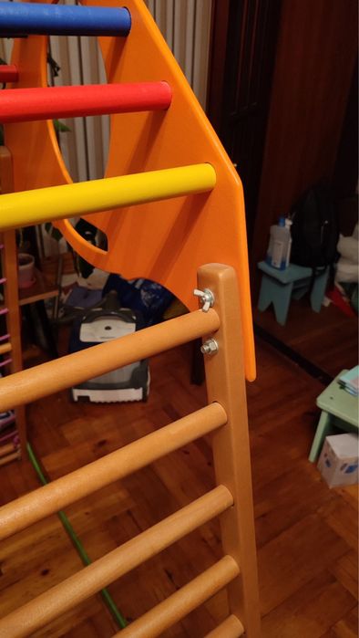 Дитячий спортивний куточок