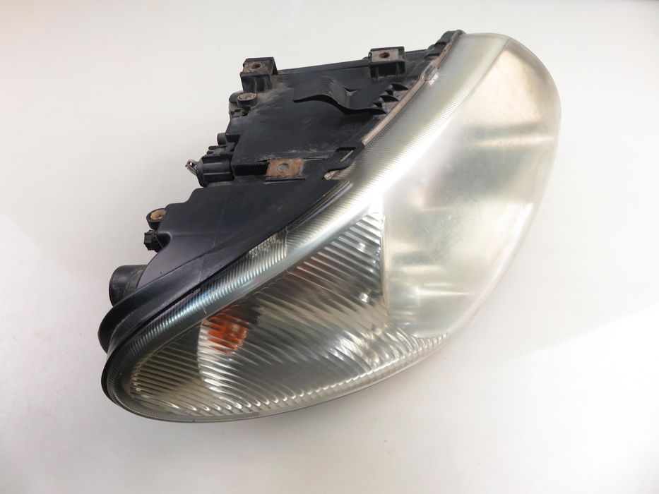 Lampa Prawa Przednia Chrysler Voyager IV (rg, Rs)