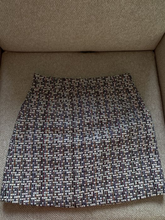 Твідова спідниця