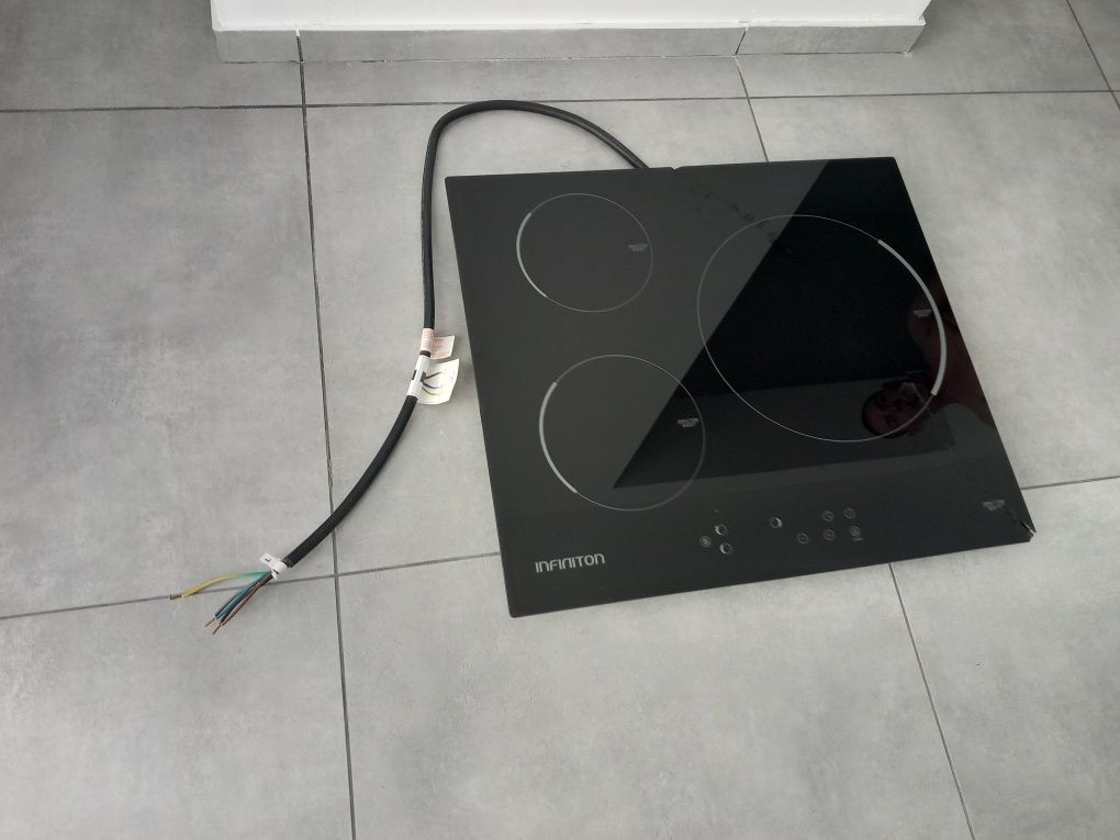Płyta indukcyjna 3 palnikowa infiniton 5500 W PĘKNIĘTA SPRAWNA!